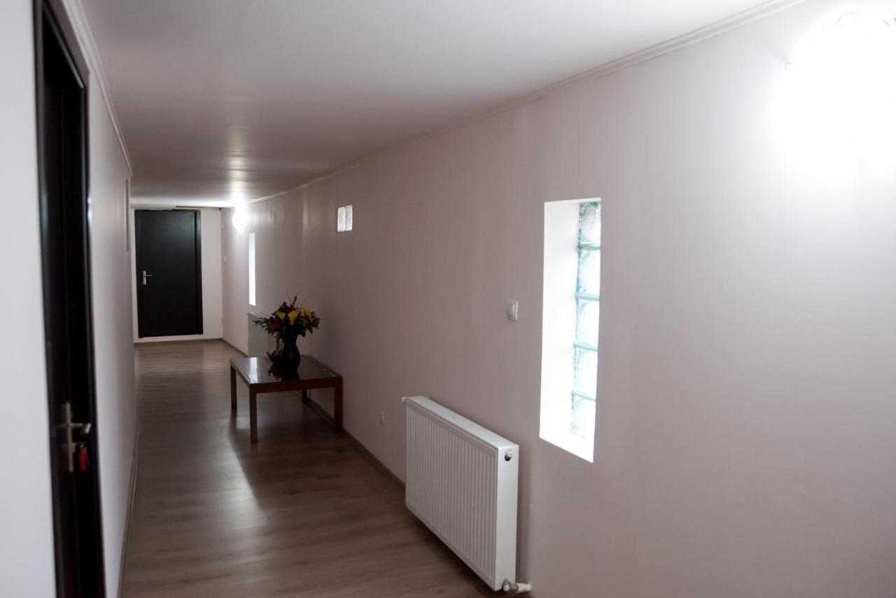Step Inn Alba Iulia Extérieur photo