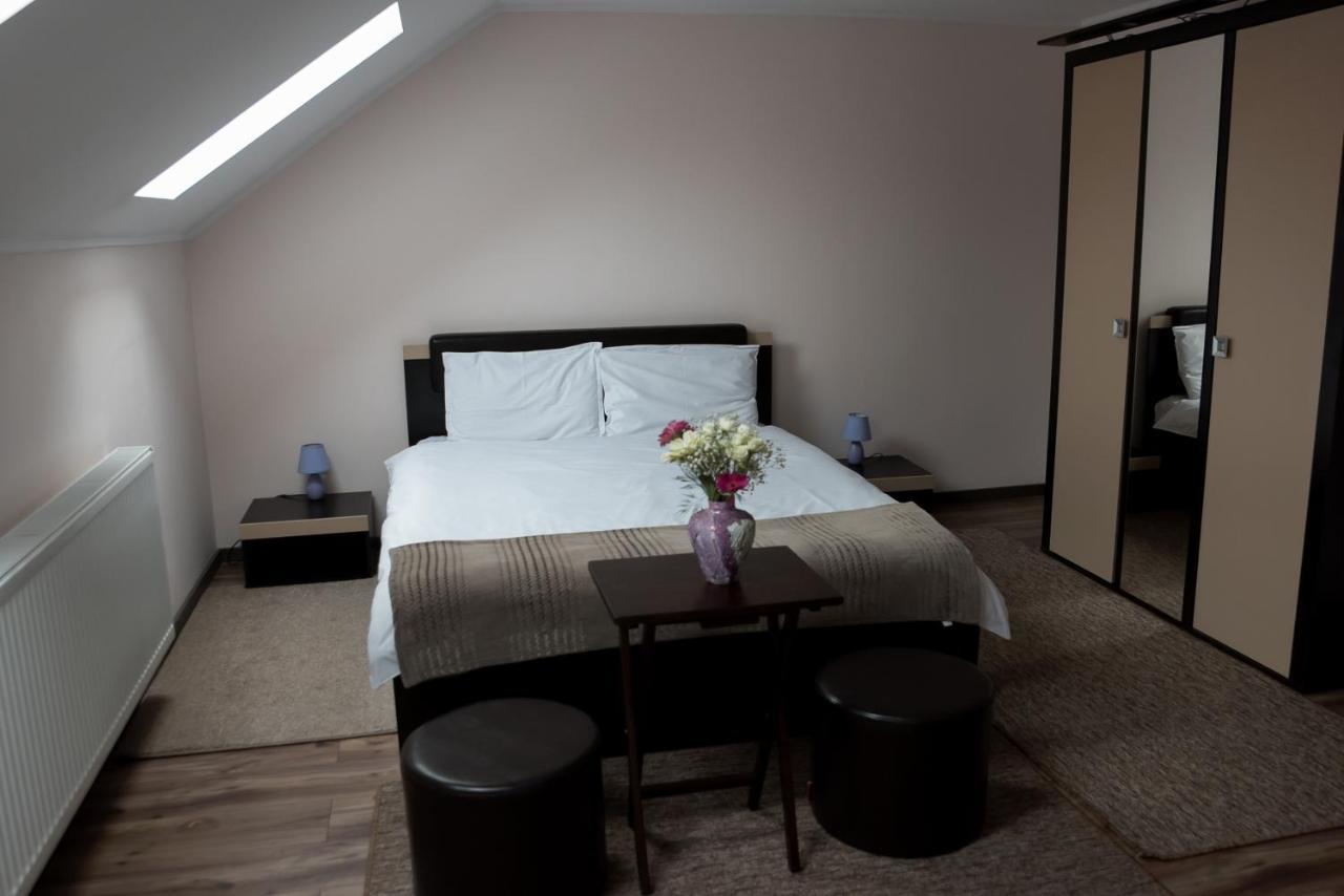 Step Inn Alba Iulia Extérieur photo